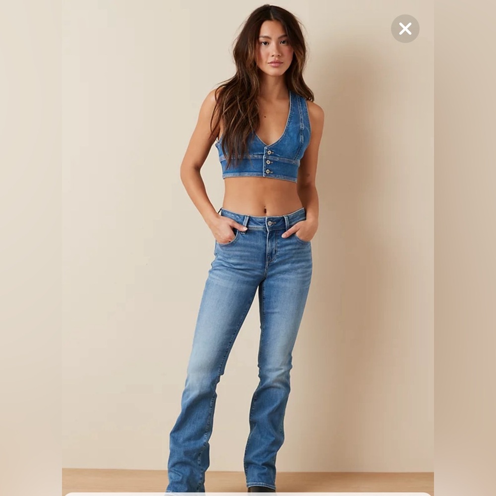 American Eagle Kickboot Jeans size 8